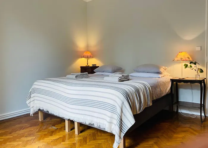 Palais Gothique شقة *