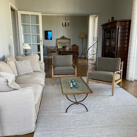 Palais Gothique * Cannes